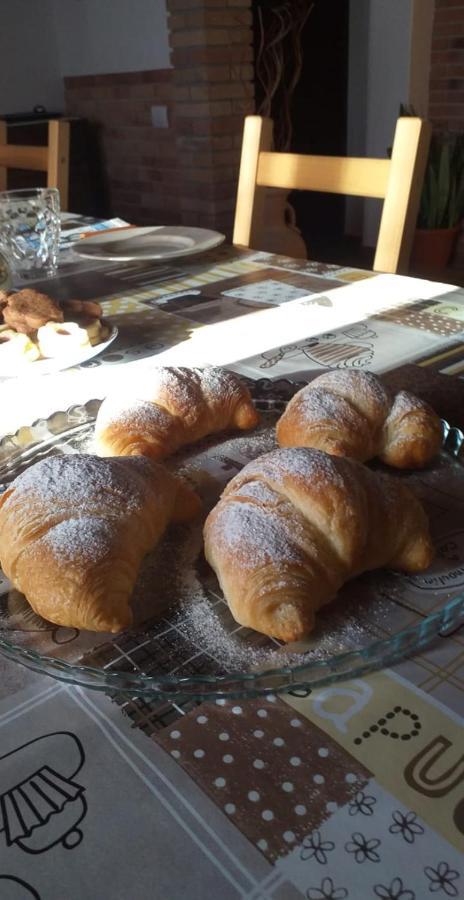 Il Vecchio Ginepro Bed & Breakfast Capoterra Bagian luar foto